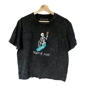 Skate of‎ Mind NWOT Graphic Tee